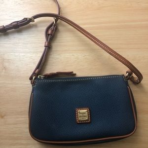 Navy-Dooney & Bourne Purse